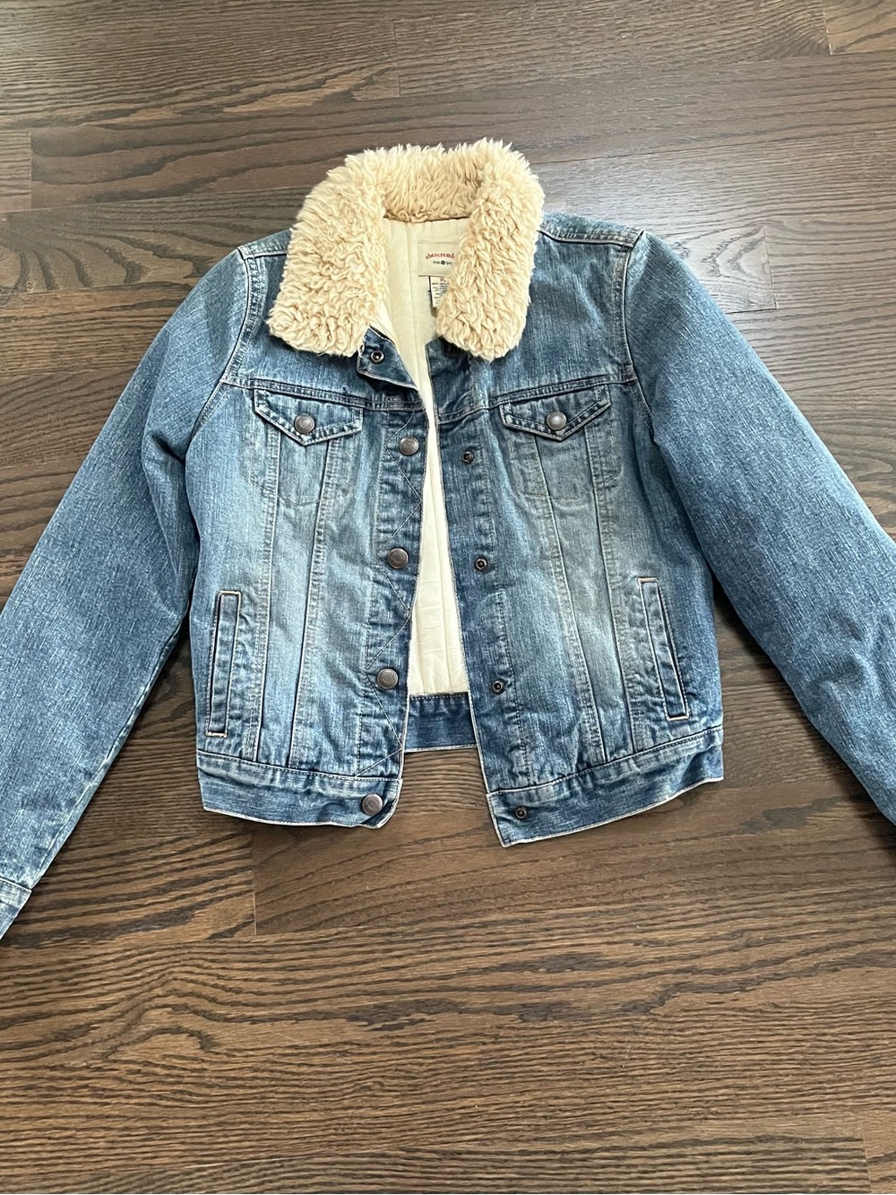 Abercrombie Kids Jean jacket Denim Trucker Jacket with Cream Collar xL Girls